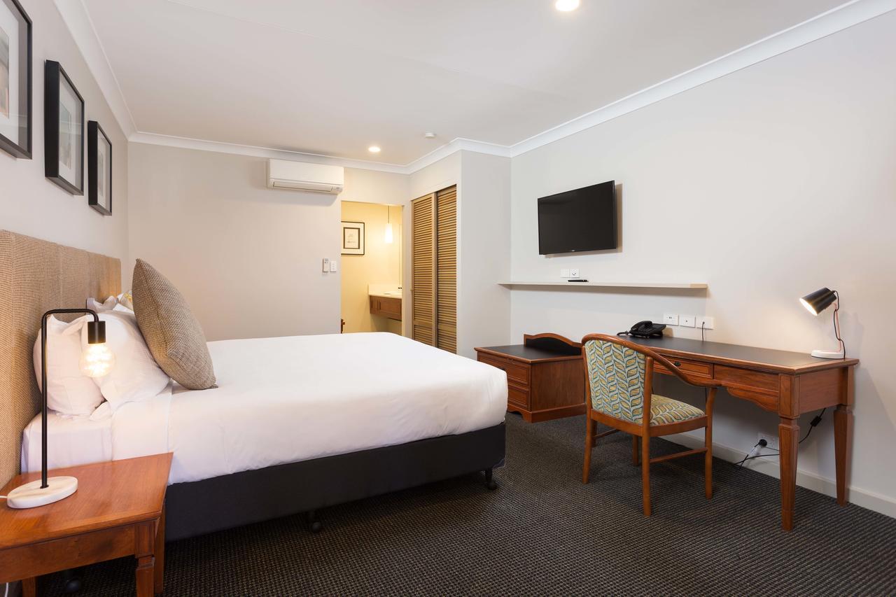 Brisbane International Virginia Hotel Exterior photo